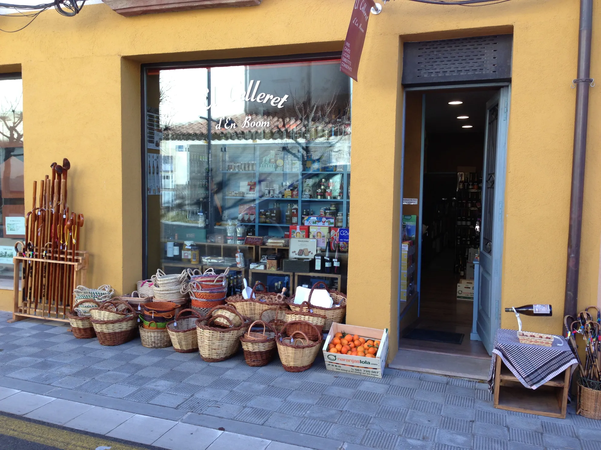 Façana del Celleret d'en Boom