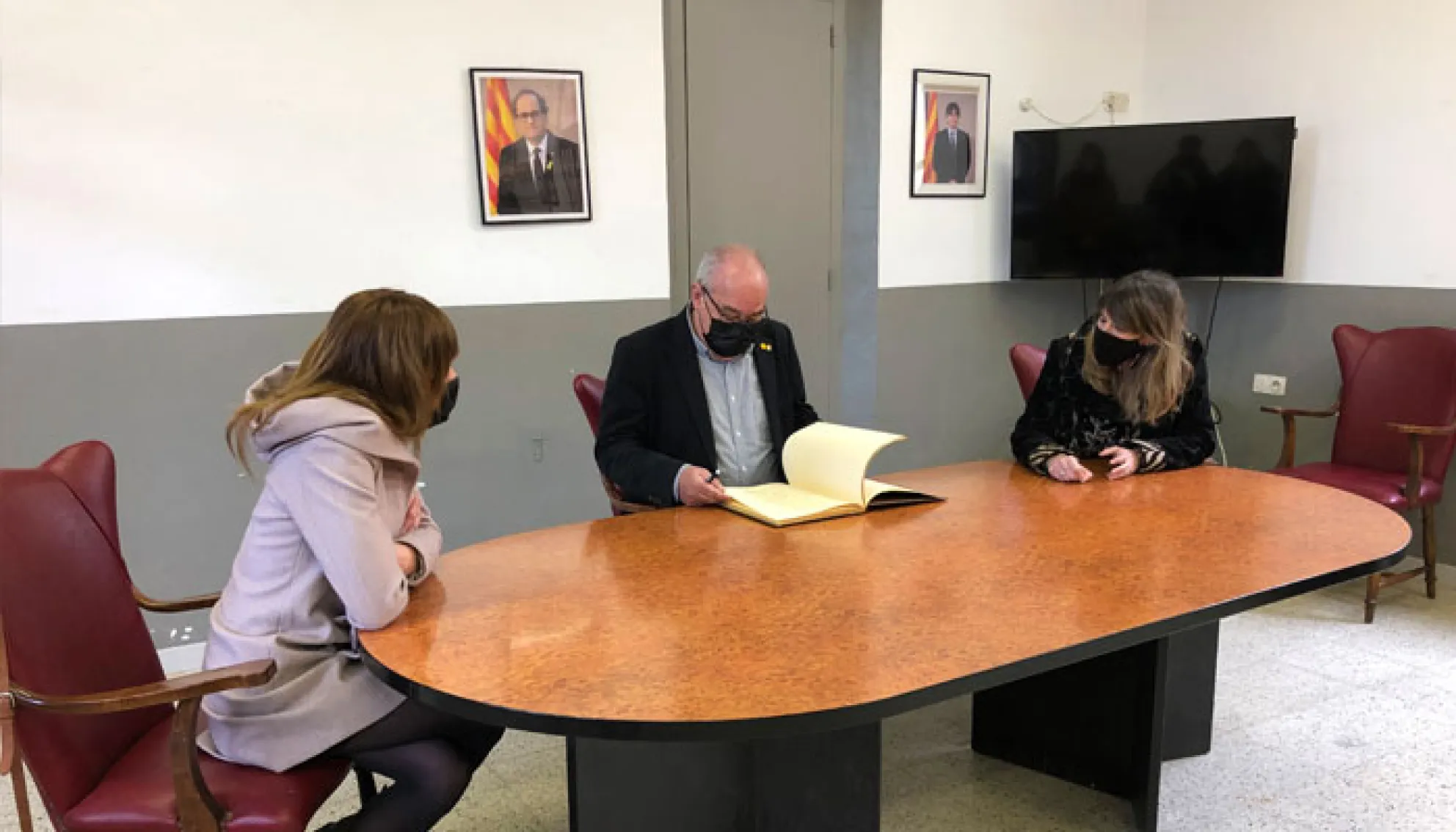 Josep Bargalló, Conseller d'Educació, visita Viladrau